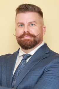 Andrew MacFarlane Headshot