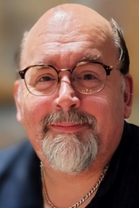 Wade Czank Headshot